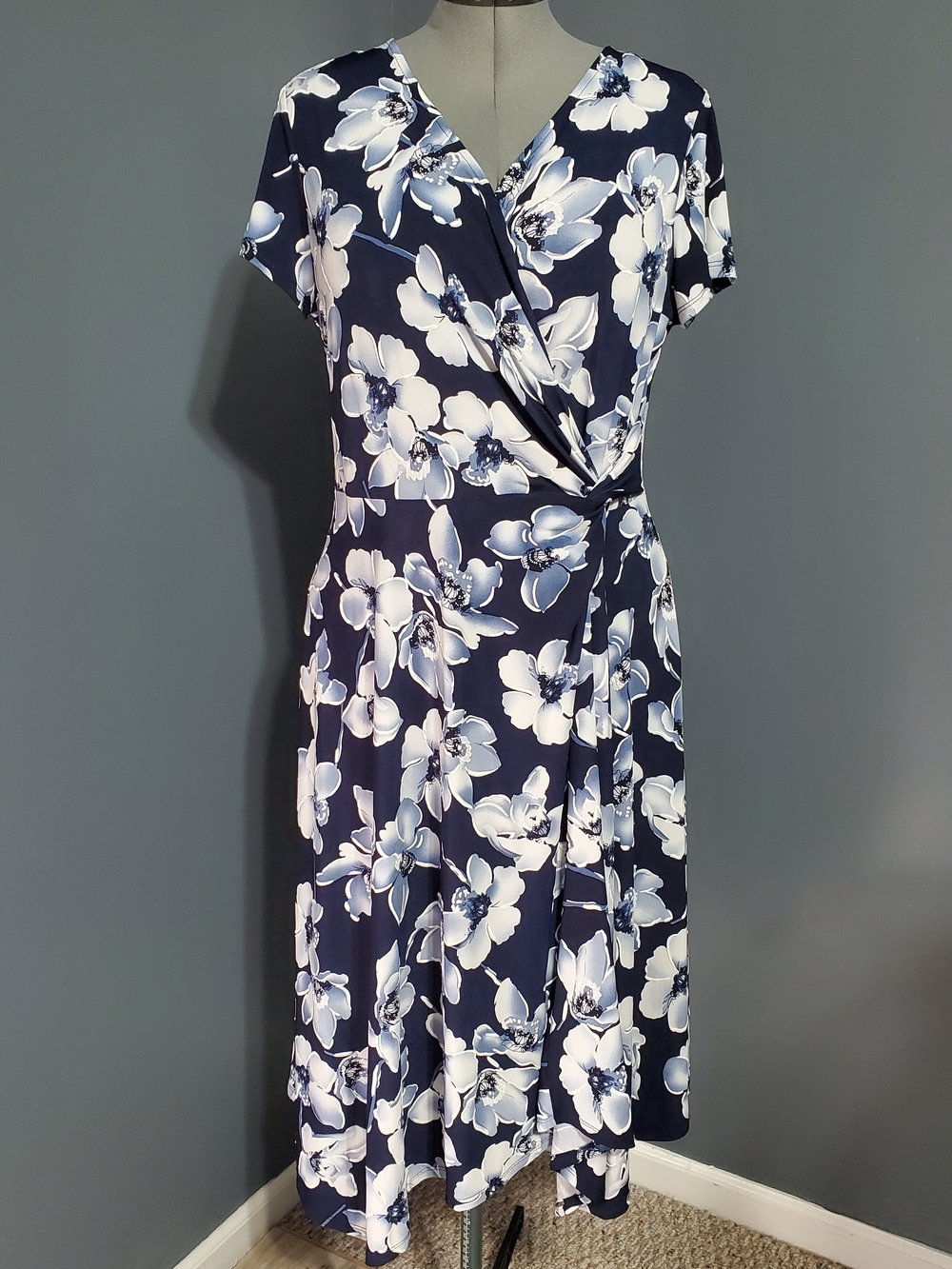 Perceptions Navy and White Floral Wrap-Style Midi Dress Asymmetrical Hem Size L